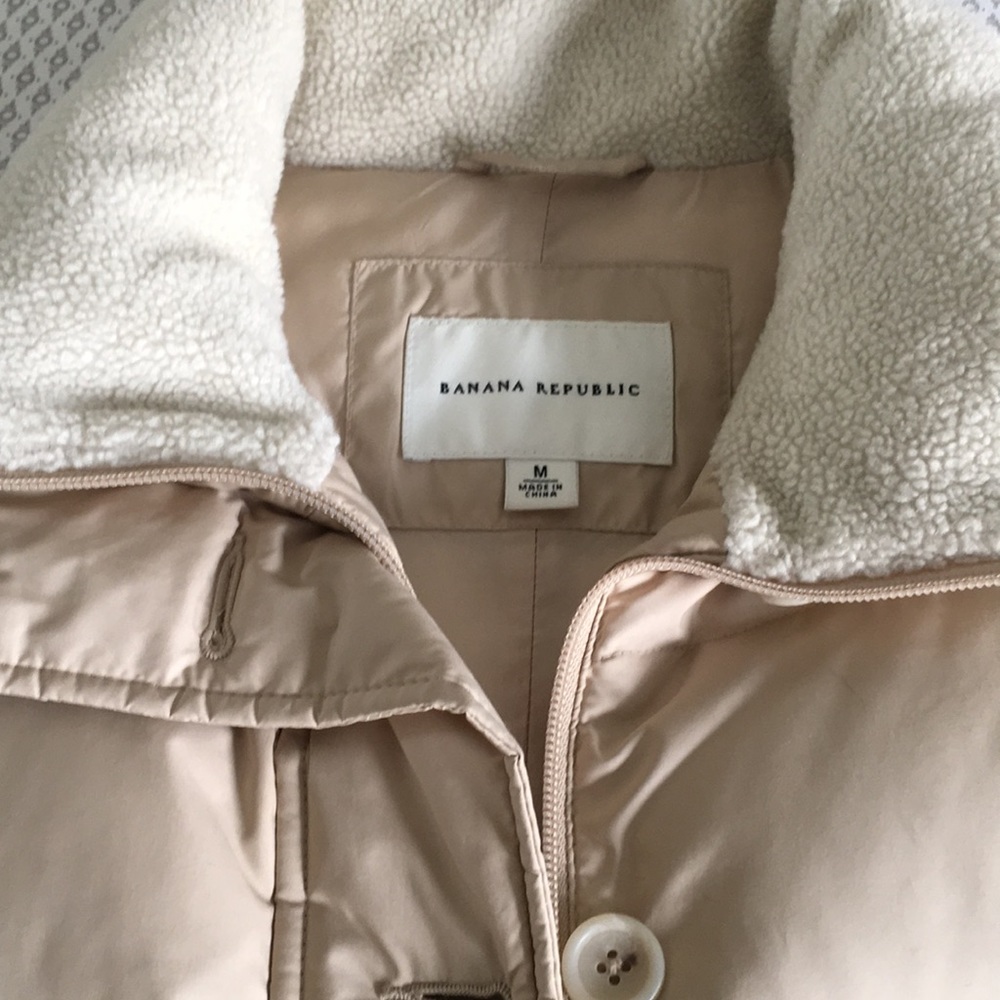 Banana Republic vest ⛄️